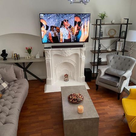 Peeams Abode Appartement Dagenham Buitenkant foto